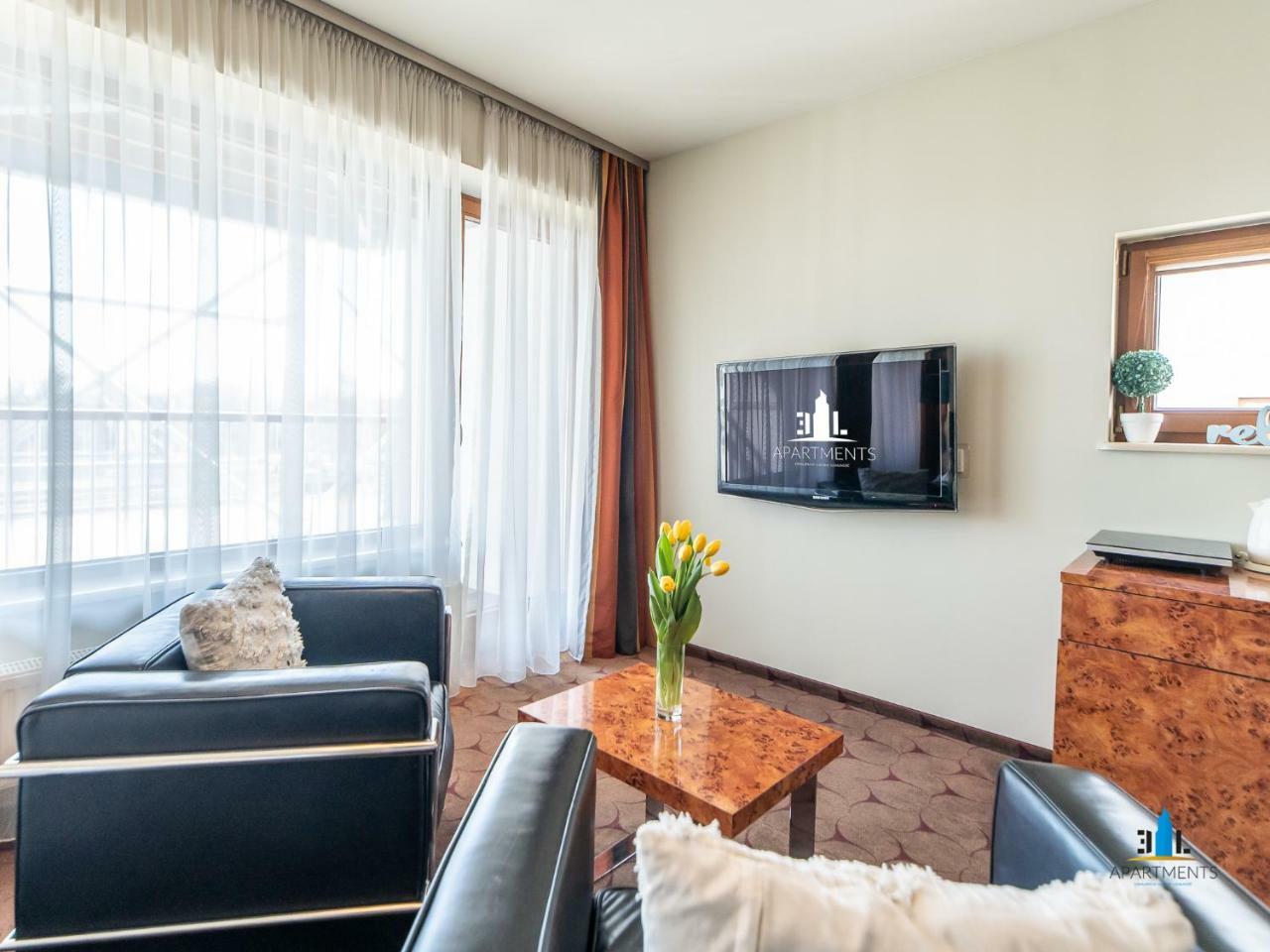 Royal Tulip Sand Kolobrzeg Kołobrzeg Exterior foto A living room in a serviced apartment in Munich, Germany